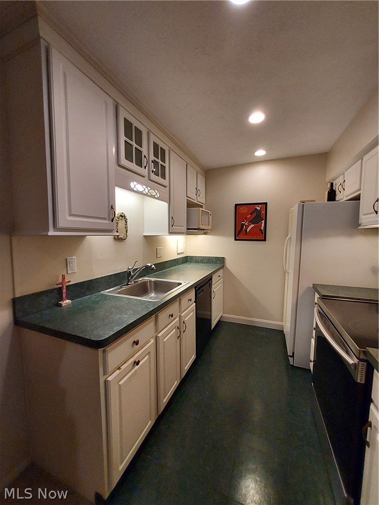 Mistly Lake Vlg/Mdws Ph Condo - Residential