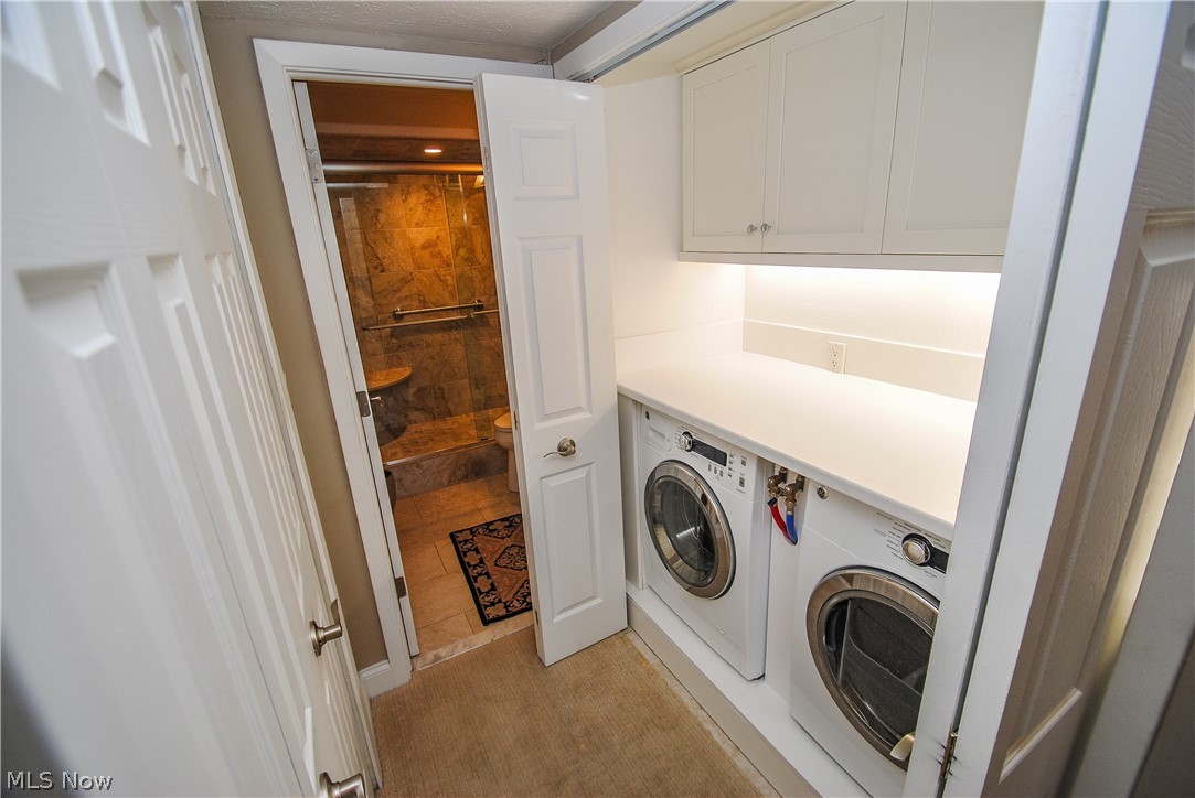Lake Beach House Condo - Residential