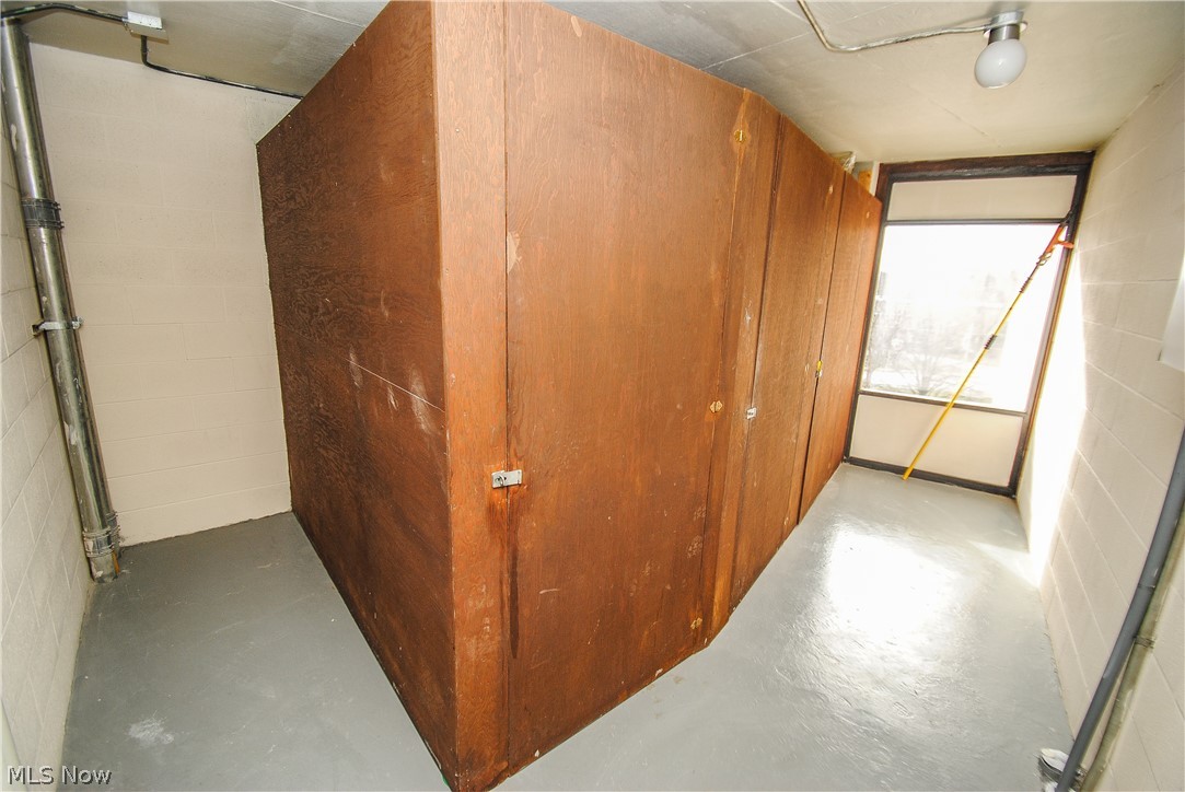 Lake Beach House Condo - Residential