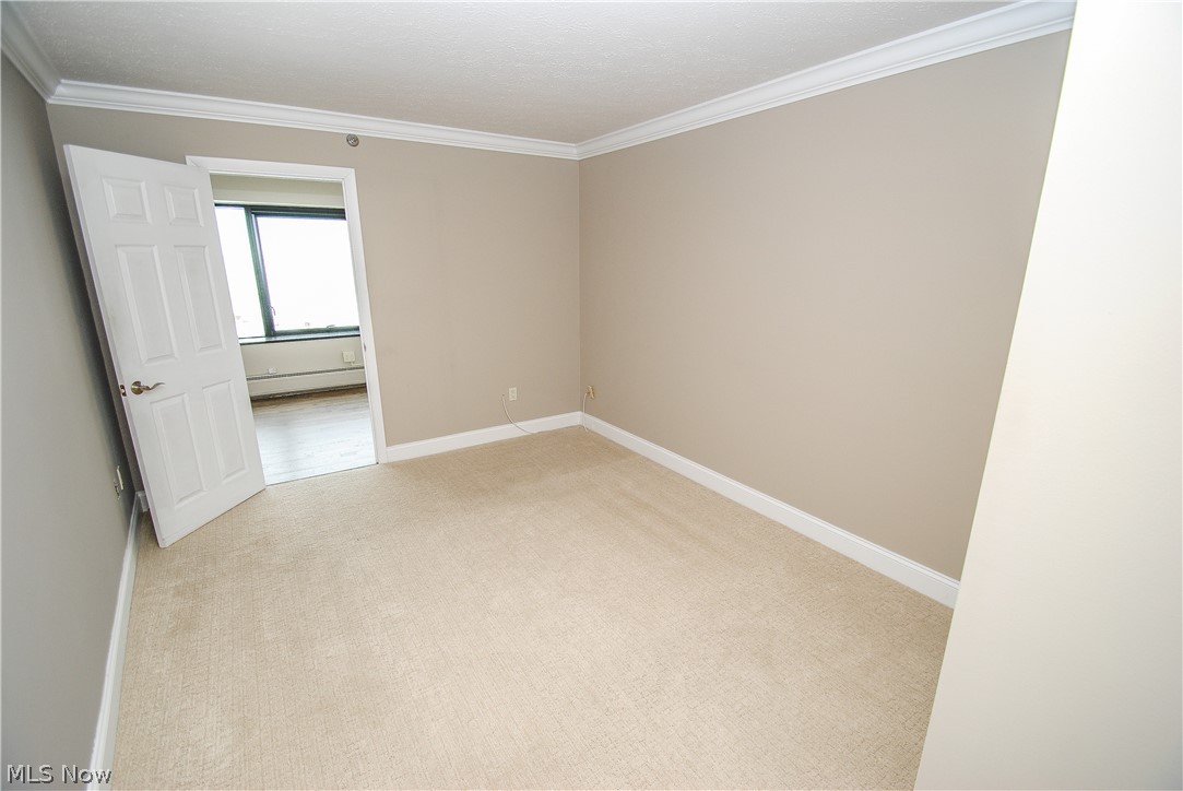Lake Beach House Condo - Residential