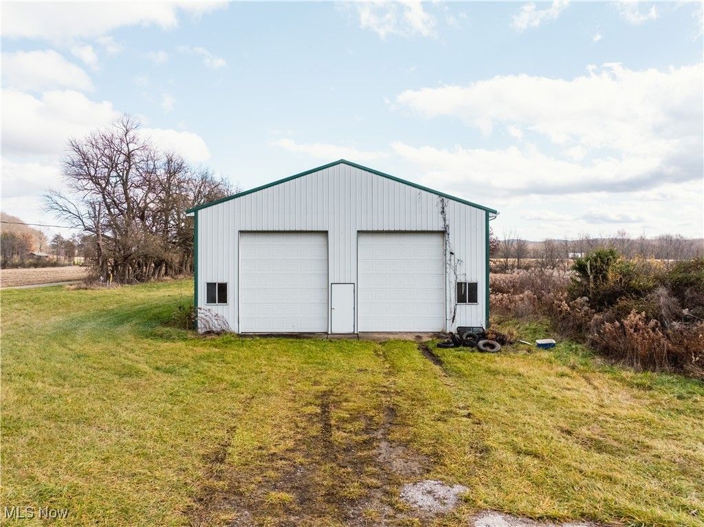 Photo of 11700 Scout Road, Frazeysburg, OH 43822 (MLS # 5177228)