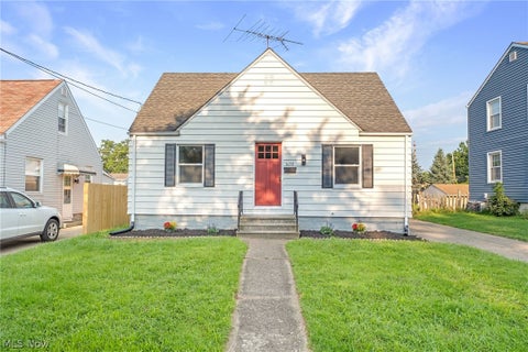 Tiny photo for 1632 Redwood Avenue, Akron, OH 44301 (MLS # 5240021)