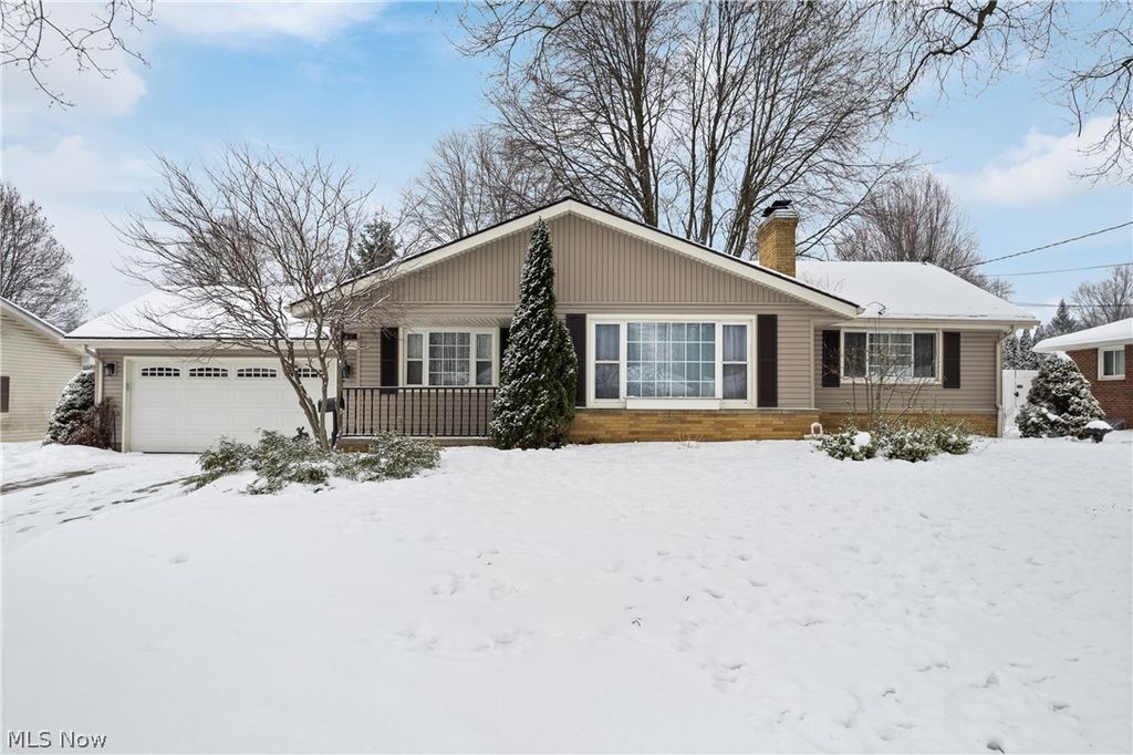 Photo of 236 Knollwood Drive, Wadsworth, OH 44281 (MLS # 5185396)