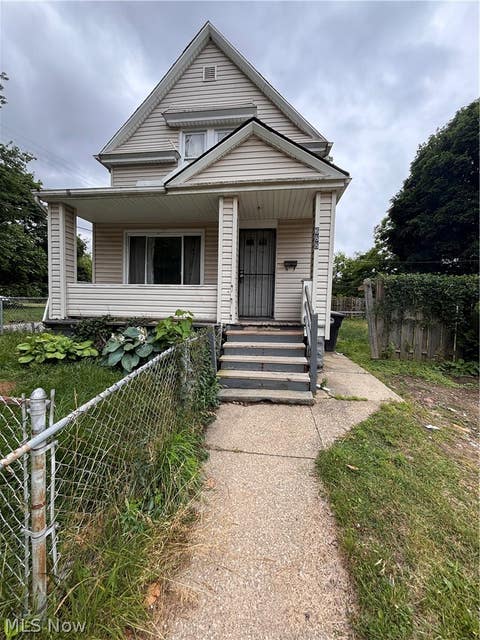 Homes For Sale - 688 E 96th Street<br/> Cleveland, OH 44108