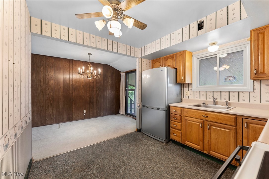 8912 Harrow Drive, Parma, Ohio image 9