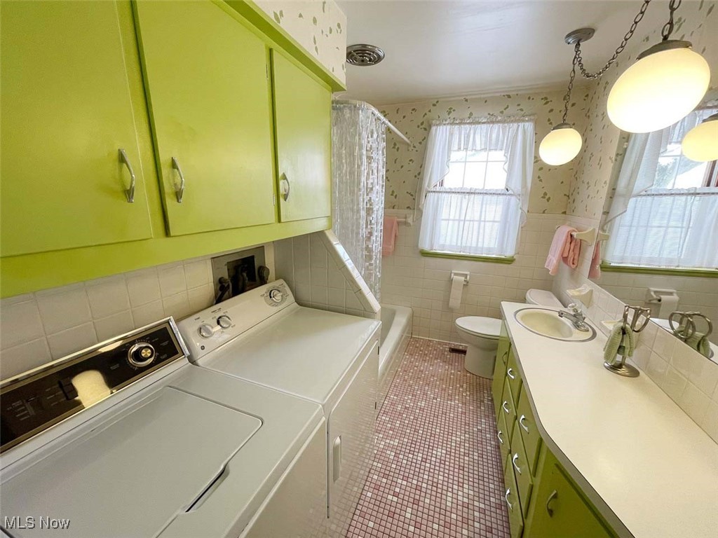 6779 Easton Street, Louisville, Ohio image 32