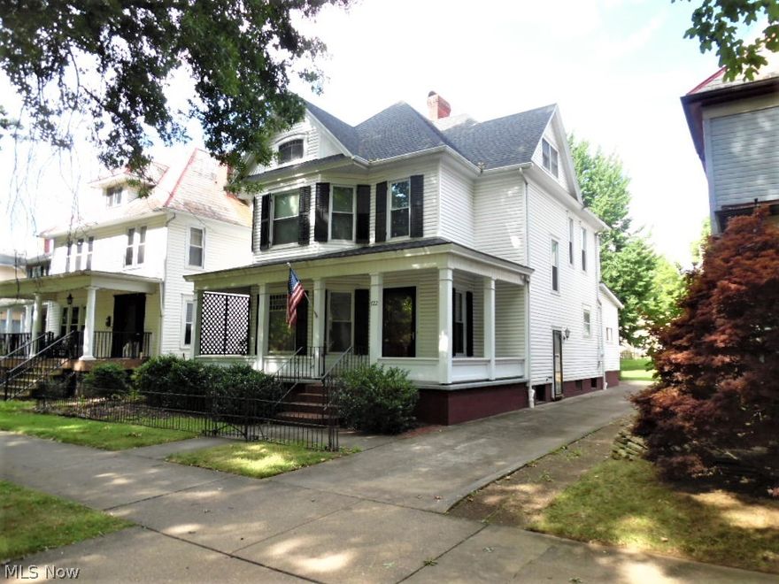 This gently used Victorian home with 3 levels of living space is just waiting for you to put in your personal décor.  Complete with rich unmolested oak trim, high ceilings, 4 fireplaces with ornate mantels and original ceramic tile hearths, pocket doors and more.  There are all amenities for first-floor living.  The unique third floor has been finished into one large room that lends itself to many uses.  The level  45' x 180' lot extends from Third St back to the public alley and has an off-street parking pad.  The roof, furnaces and air conditioners have recently been replaced.  The vinyl siding gives it a classic look and low maintenance.