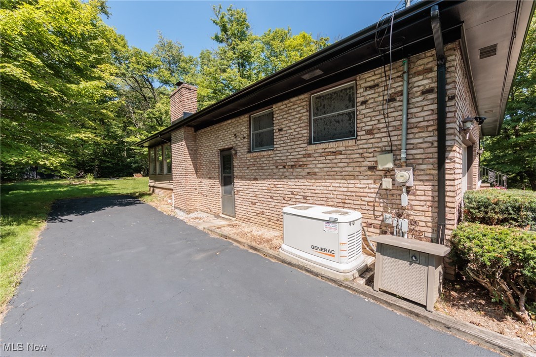 Richfield, Ohio 44286, United States, 3 Bedrooms Bedrooms, ,3 BathroomsBathrooms,Residential,Active,190038