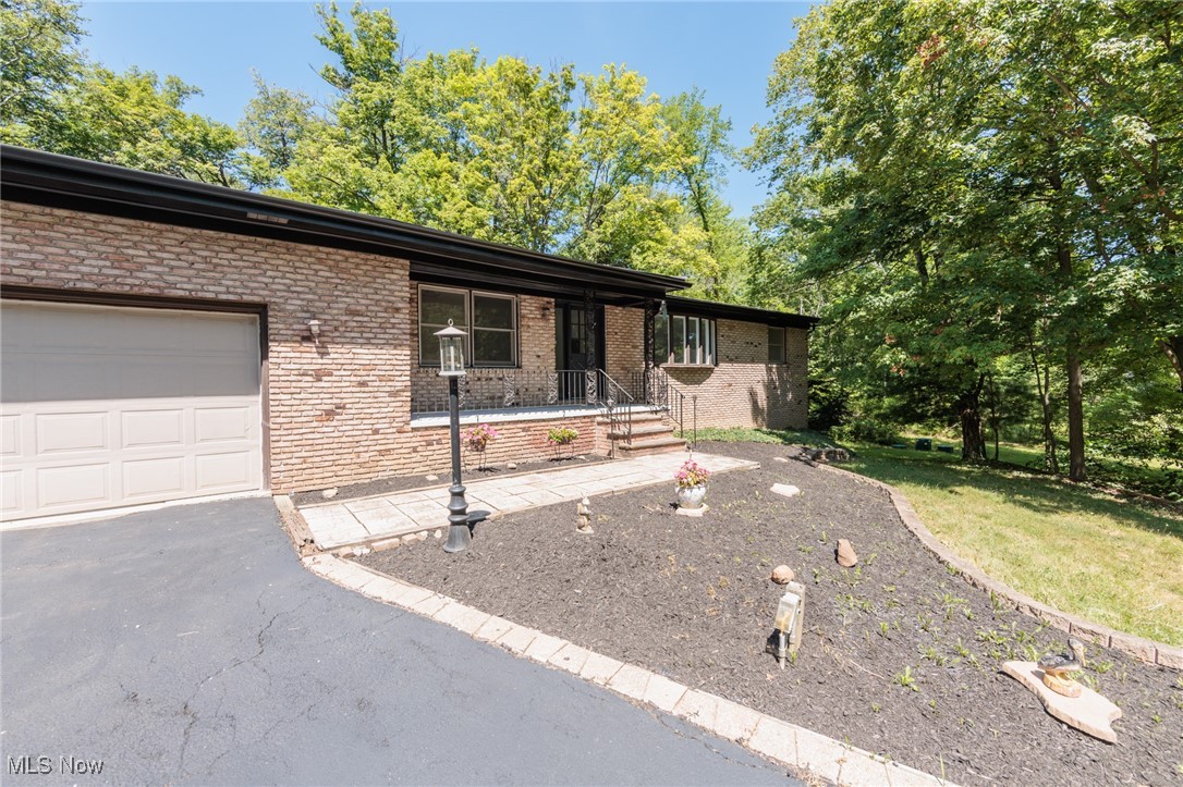 Richfield, Ohio 44286, United States, 3 Bedrooms Bedrooms, ,3 BathroomsBathrooms,Residential,Active,190038