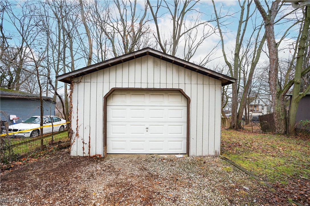 Tallmadge 13 - Residential Income