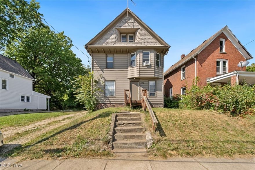 This duplex is a 5 minute walk to Akron University's football stadium. This property is perfect for investors looking to rent to students! The first level has 2 bedrooms, a living room, kitchen and has access to the basement. The upper level has 3 bedrooms, potential for an additional room in the attic and kitchen. The backyard is partially fenced in and allows for extra privacy with tall trees surrounding it. The house was previously rented at $850 per level. This is a great opportunity for anyone looking to start investing in real estate!