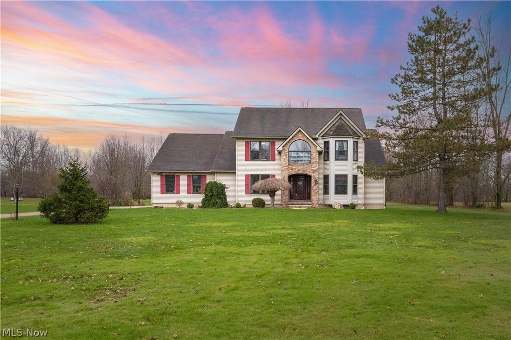 Photo of 44565 Stang Road, Elyria, OH 44035 (MLS # 5193777)