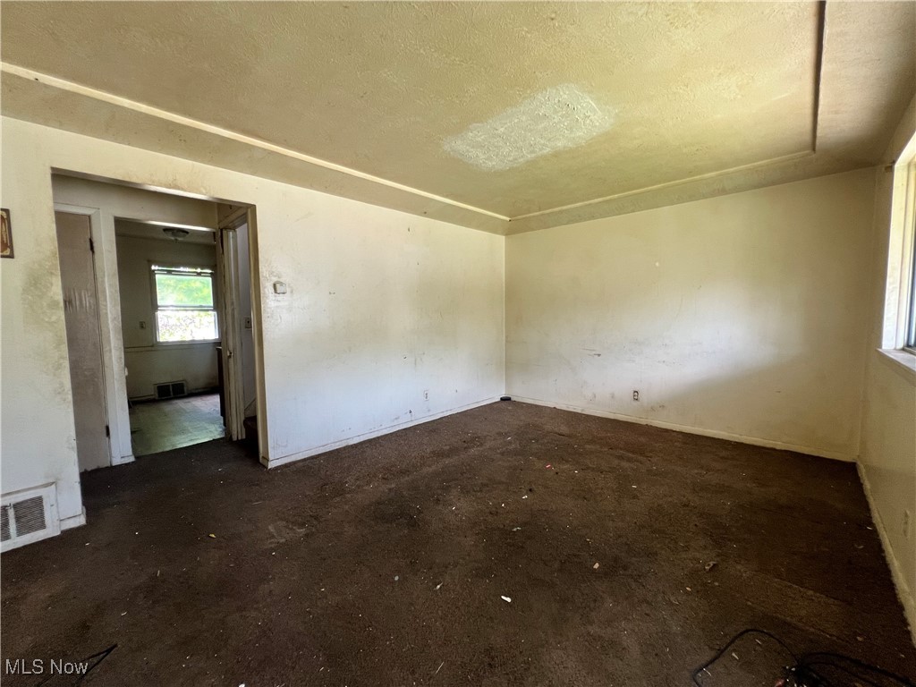 Miles Heights - Residential