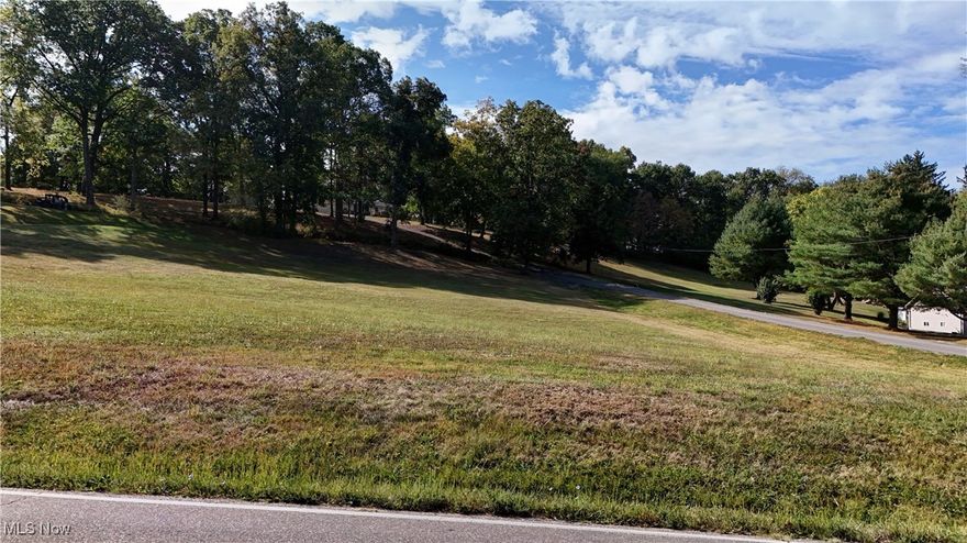 Lot 1: 100 ft frontage, Building Site, 0.455 Acre.
Perfect for your dream home or investment project, these 3 sizable lots each offer their own unique features. With city utilities and natural gas available, these mostly open parcels are primed for development. Lot 3 features a few trees, adding a touch of natural charm. Don’t miss this incredible opportunity to create something special. Contact us today!