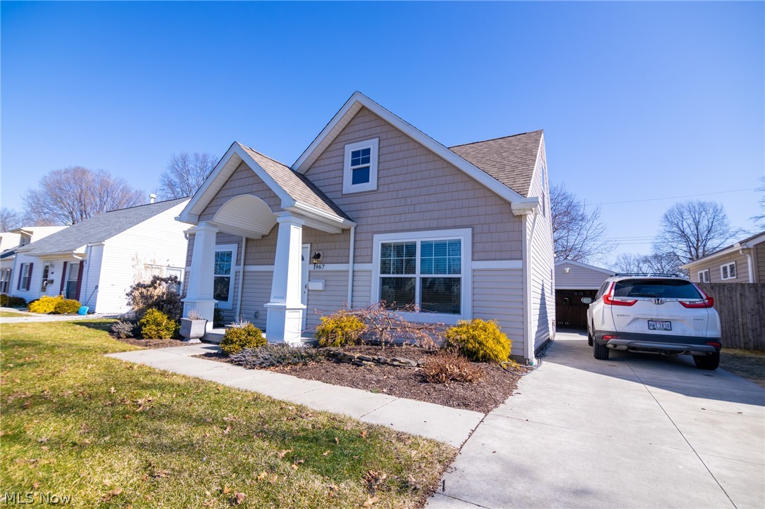 Completely Remodeling in 2011, This Gorgeous Cape Cod has First floor Master bedroom with full bath. 2 additional bedrooms and 2nd full bathroom on Second Floor. New Carpeting in 2019