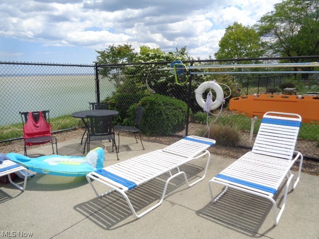 Lake House - Residential