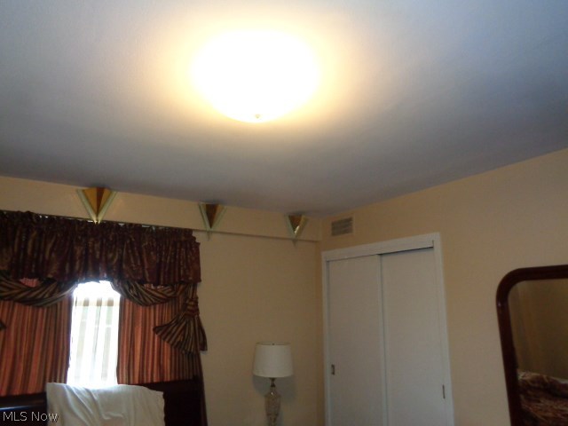 Lake House - Residential