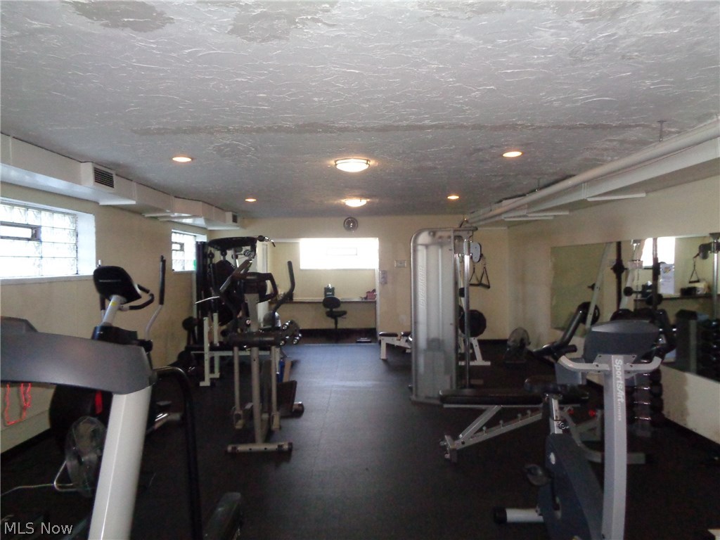 Lake House - Residential