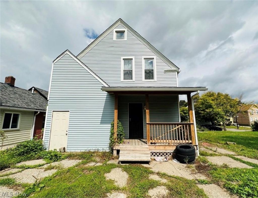 Photo of 3625 Newark Avenue, Cleveland, OH 44109 (MLS # 5199855)