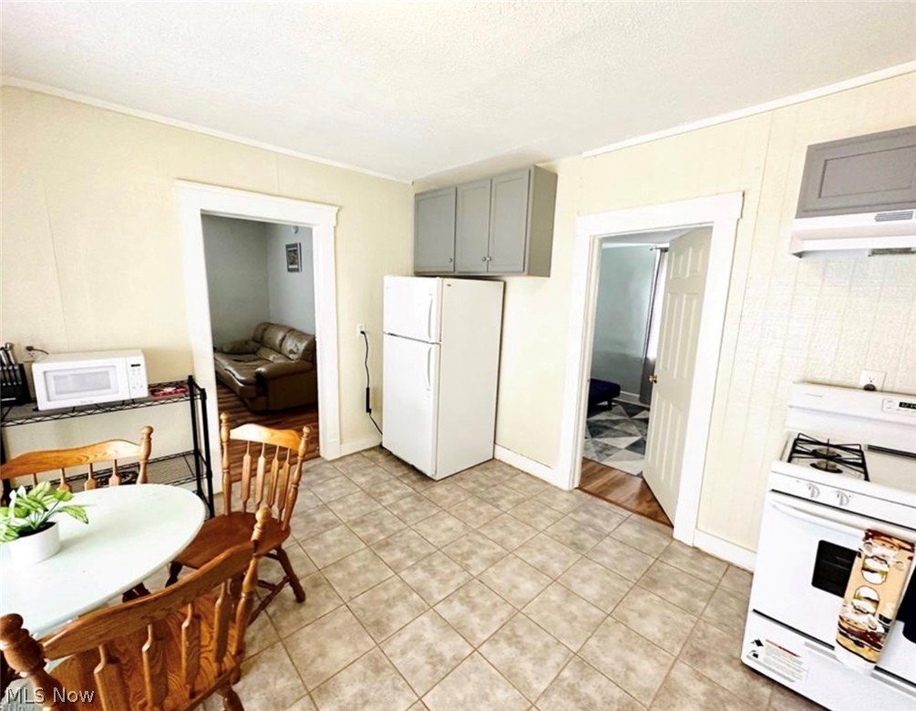 Rhodes Hartnell Barber & Selde - Residential Income