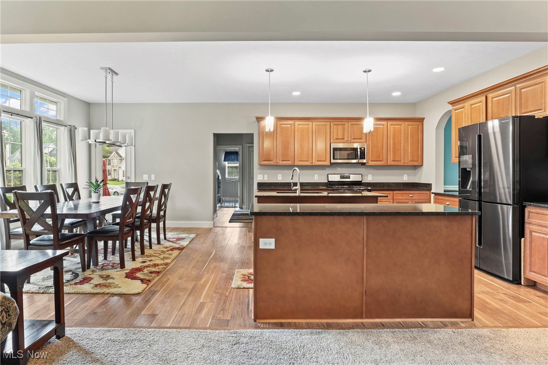 6111 Brownstone Court, Mentor, Ohio image 20
