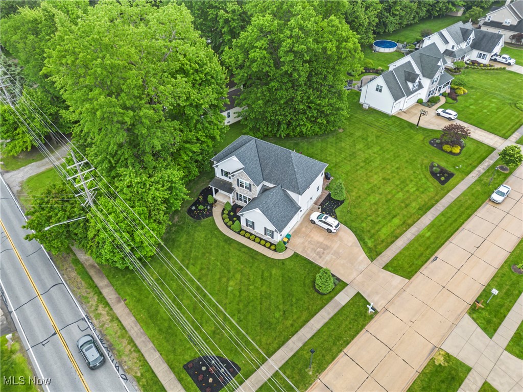 6111 Brownstone Court, Mentor, Ohio image 47