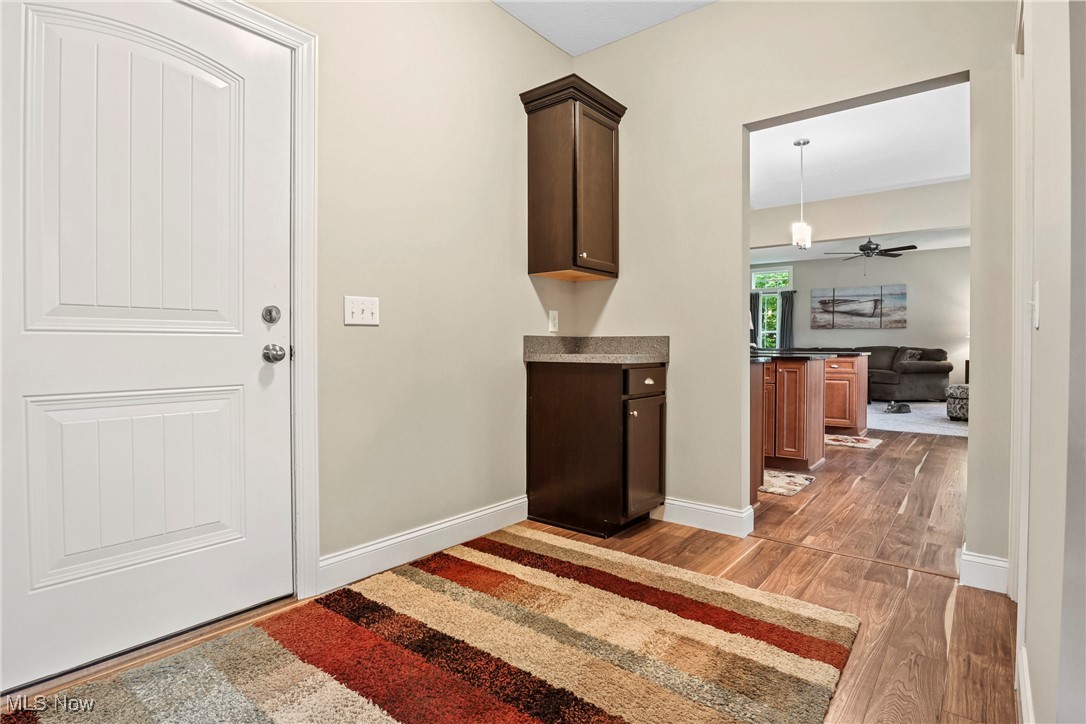 6111 Brownstone Court, Mentor, Ohio image 24