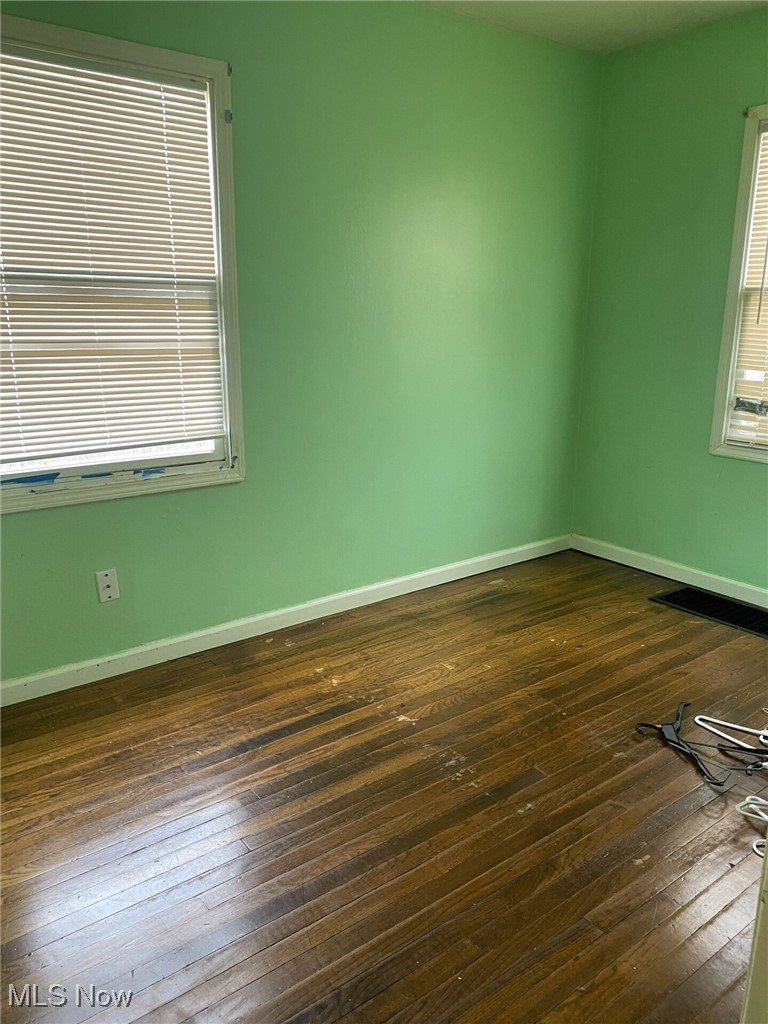 Kneirim Drive Homes - Residential