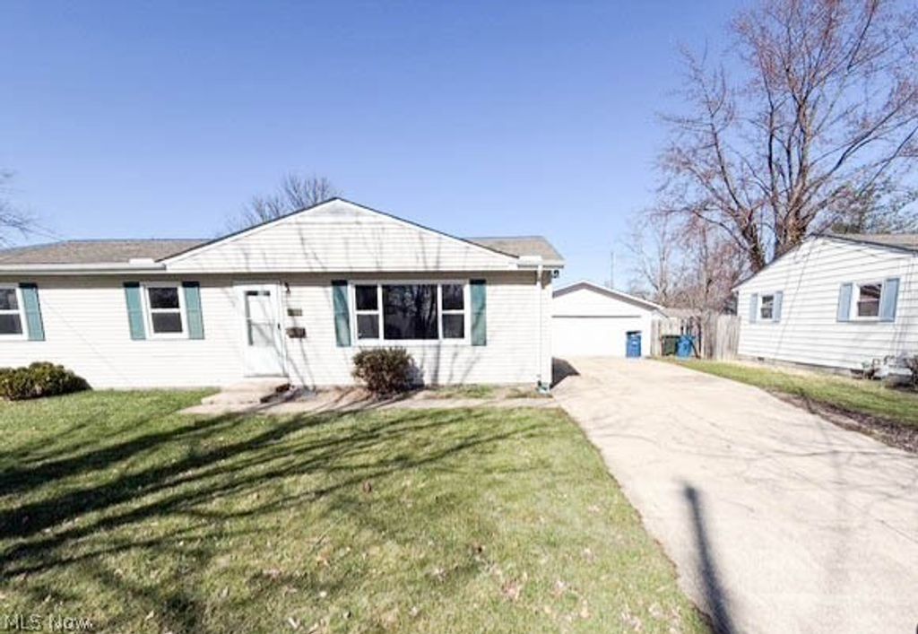 Photo of 7621 Miami Road, Mentor on the Lake, OH 44060 (MLS # 5194321)