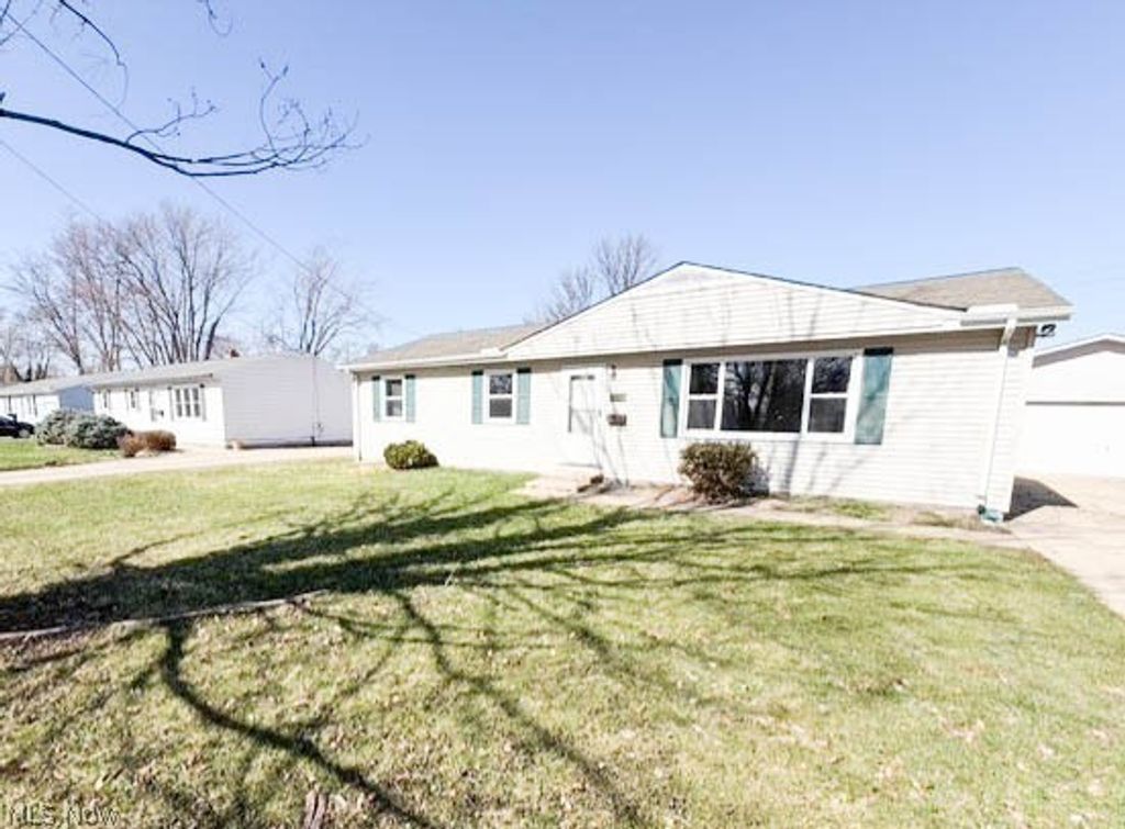 Photo of 7621 Miami Road, Mentor on the Lake, OH 44060 (MLS # 5194321)