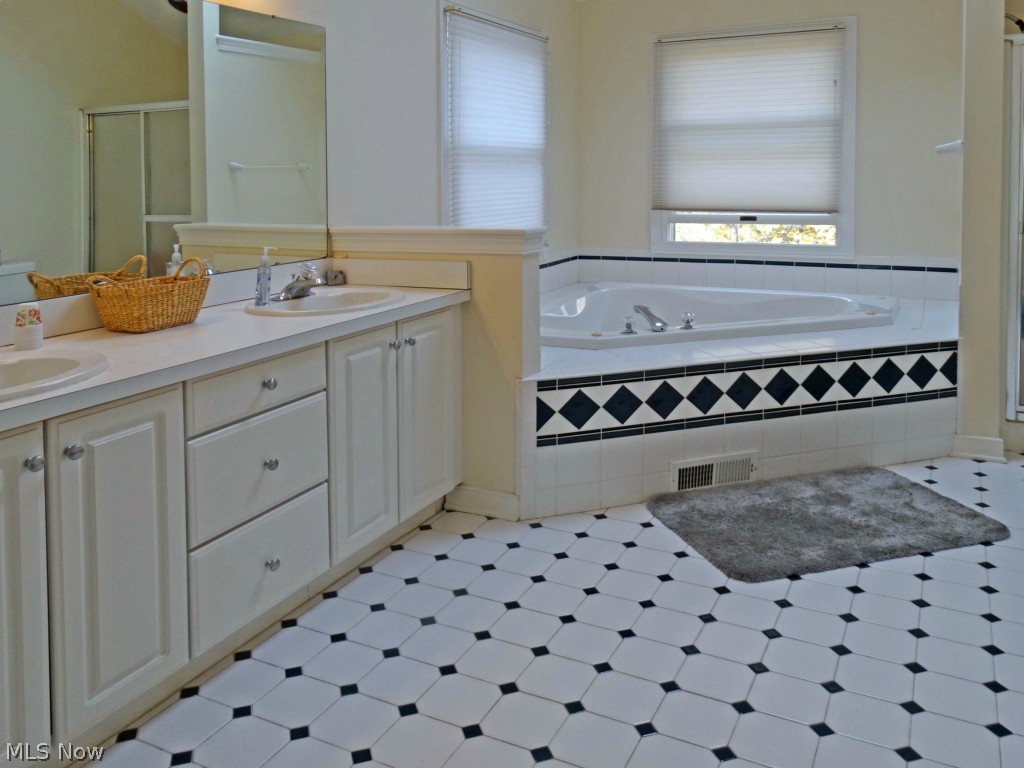 Highland Woods - Residential