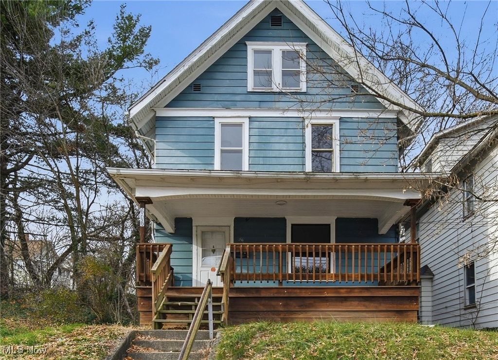 Photo of 606 Brown Street, Akron, OH 44311 (MLS # 5174254)