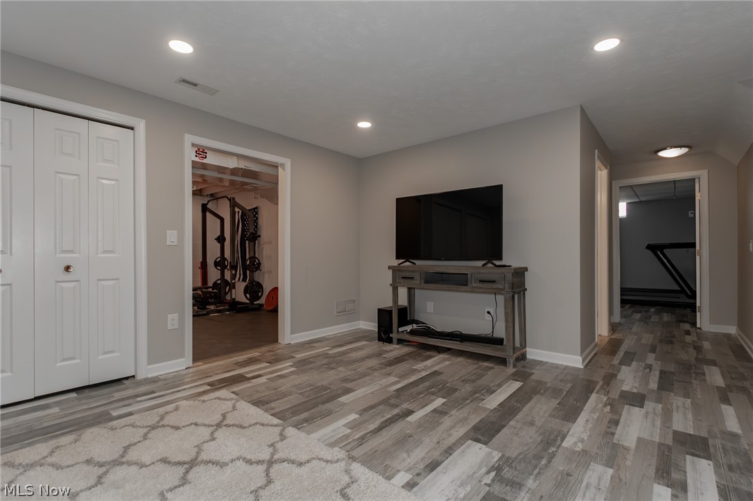 Highland Woods - Residential