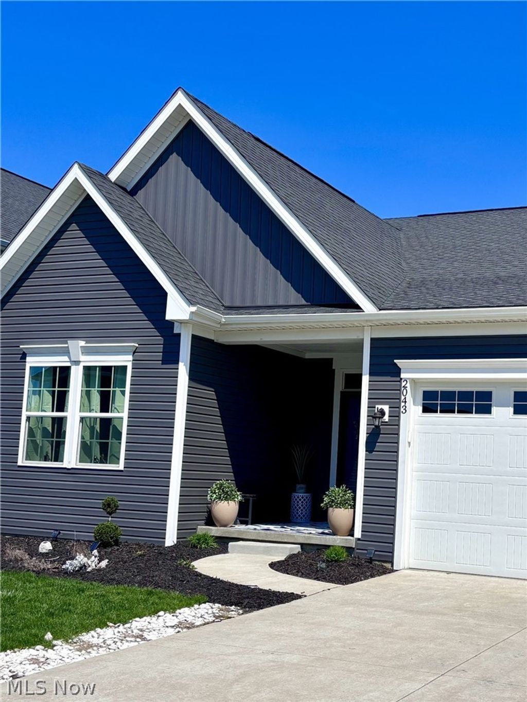 Photo of 2043 Farroni Drive, Willoughby, OH 44094 (MLS # 5206628)
