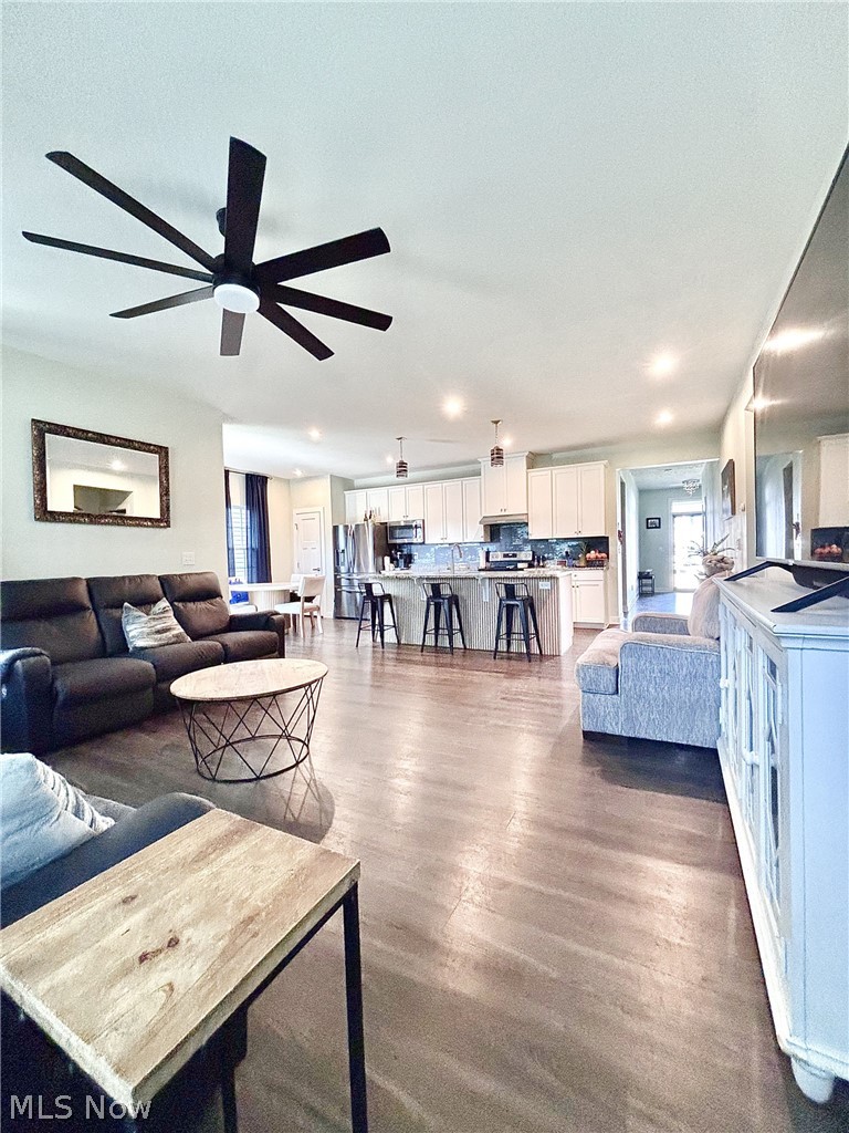 Fairway Glenn - Residential