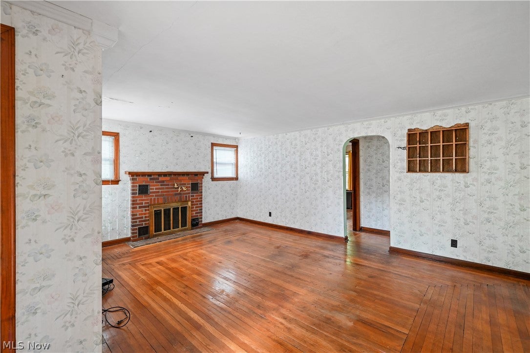 374 Niles Cortland Road SE