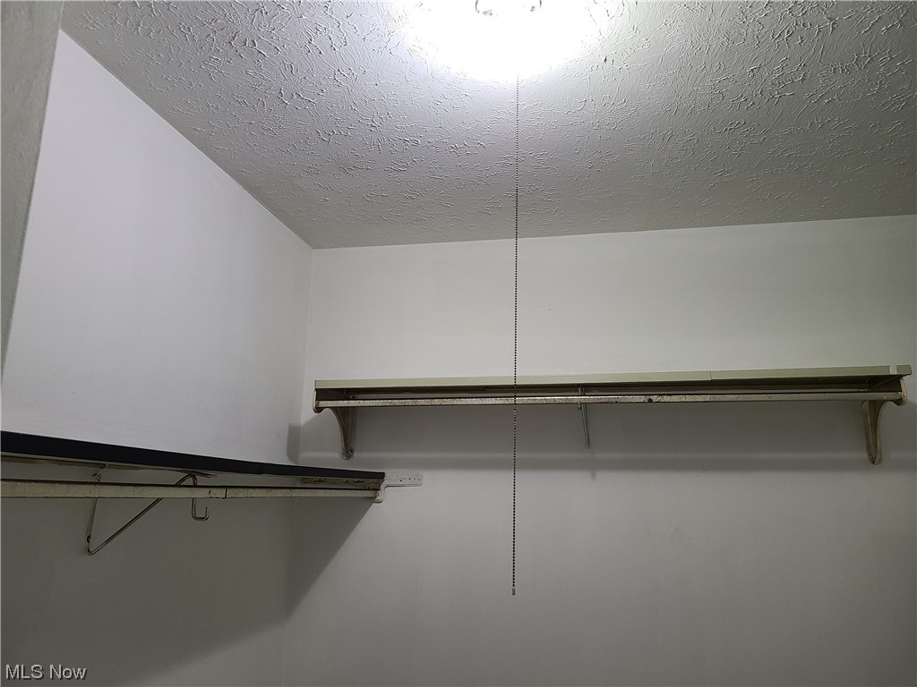 Tract 6 City/Akron - Residential Lease