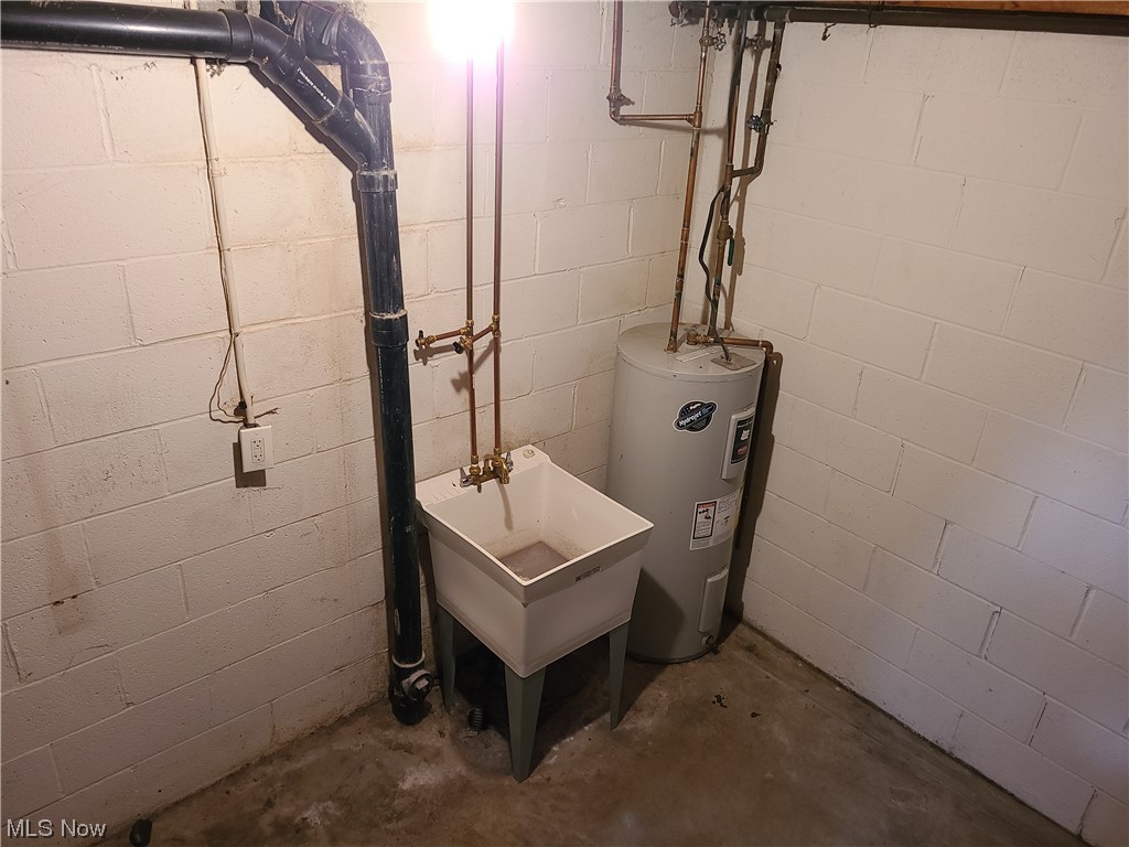 Tract 6 City/Akron - Residential Lease