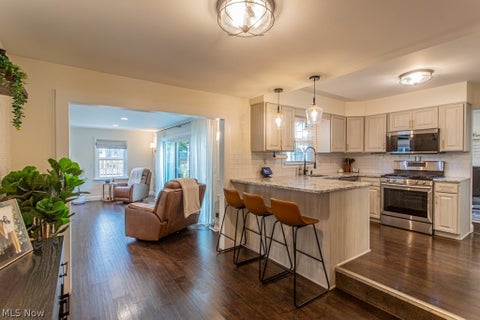 Tiny photo for 1805 Stonehenge Avenue NE, Warren, OH 44483 (MLS # 5254382)