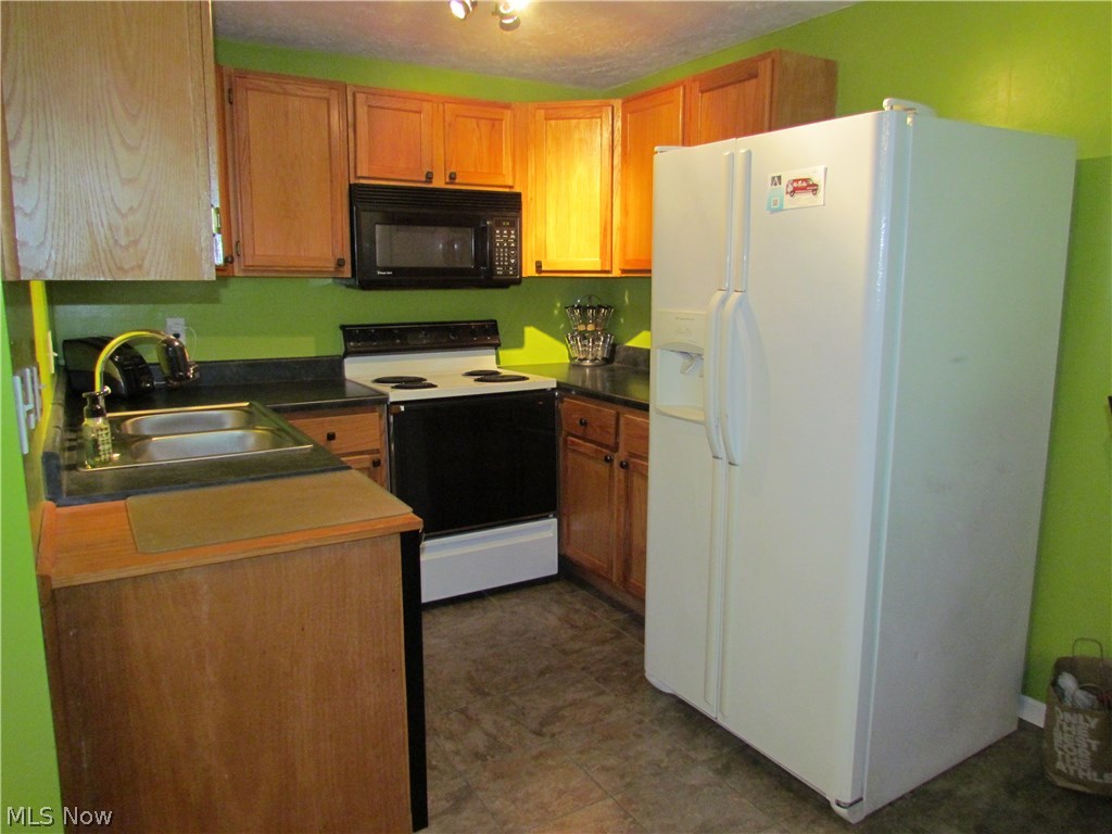 Spinnaker Run Condo - Residential