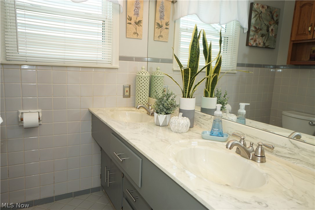 City/Youngstown - Residential