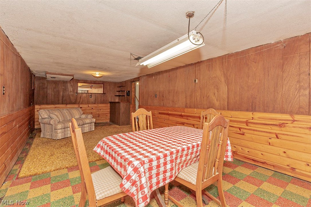 Sunshine Realty Inc 01 - Residential