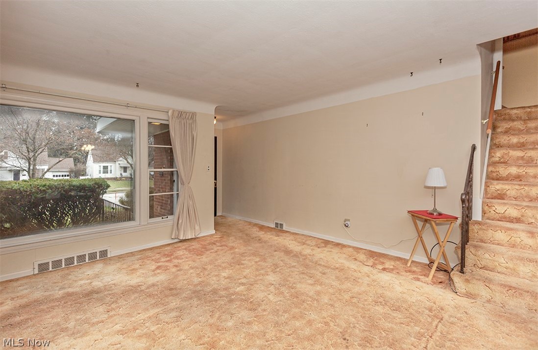 Sunshine Realty Inc 01 - Residential