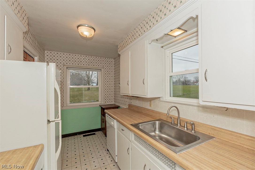 Sunshine Realty Inc 01 - Residential