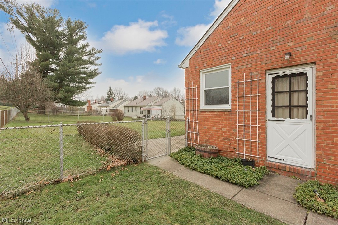 Sunshine Realty Inc 01 - Residential