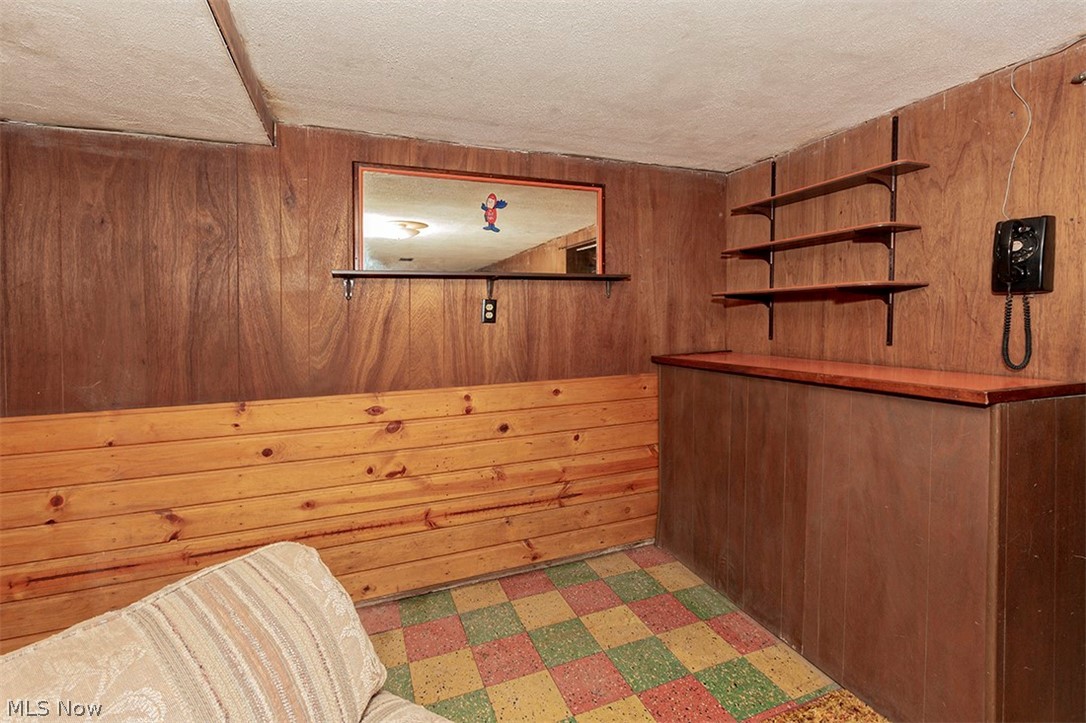 Sunshine Realty Inc 01 - Residential