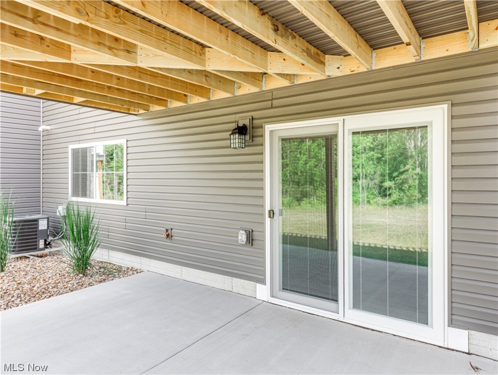 Hawks Nest Crossing Condominiums - Residential