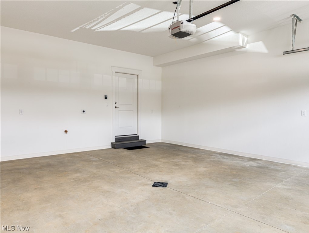 Hawks Nest Crossing Condominiums - Residential