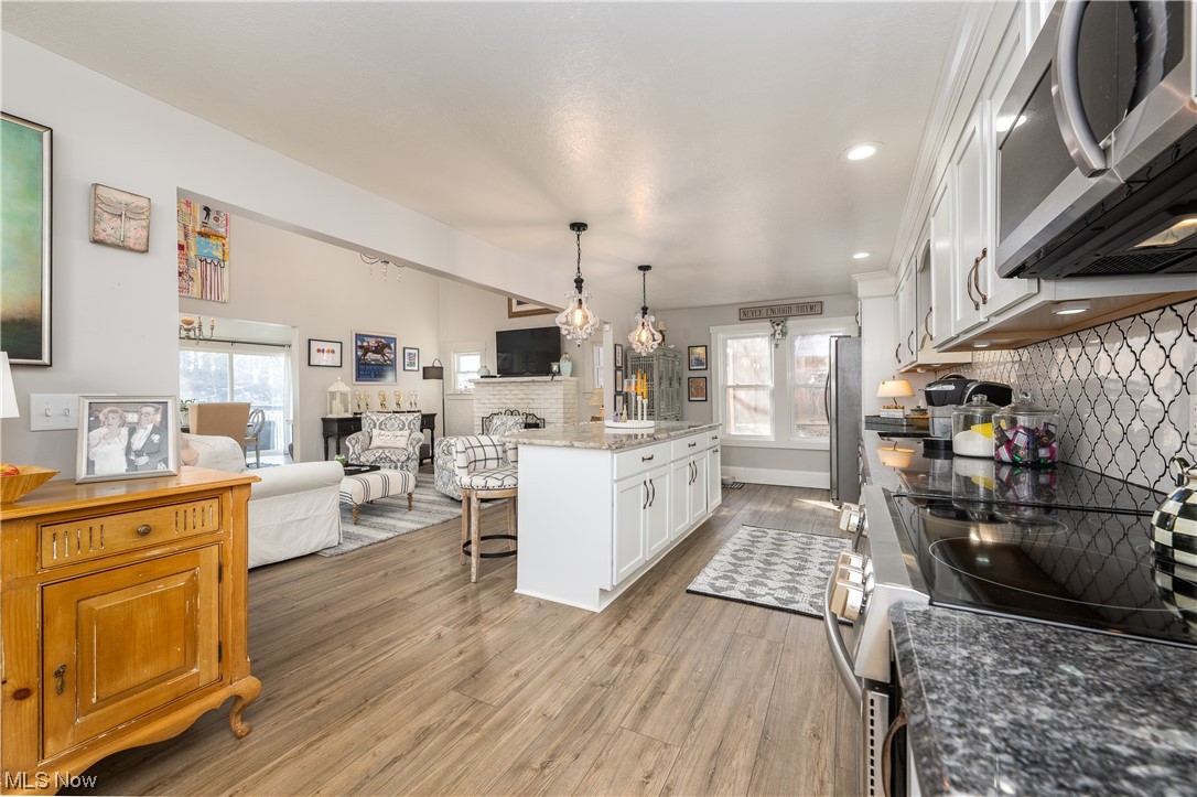 Willowdale Lake - Residential