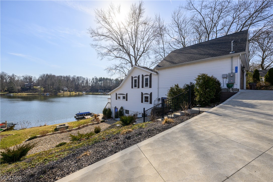 Willowdale Lake - Residential